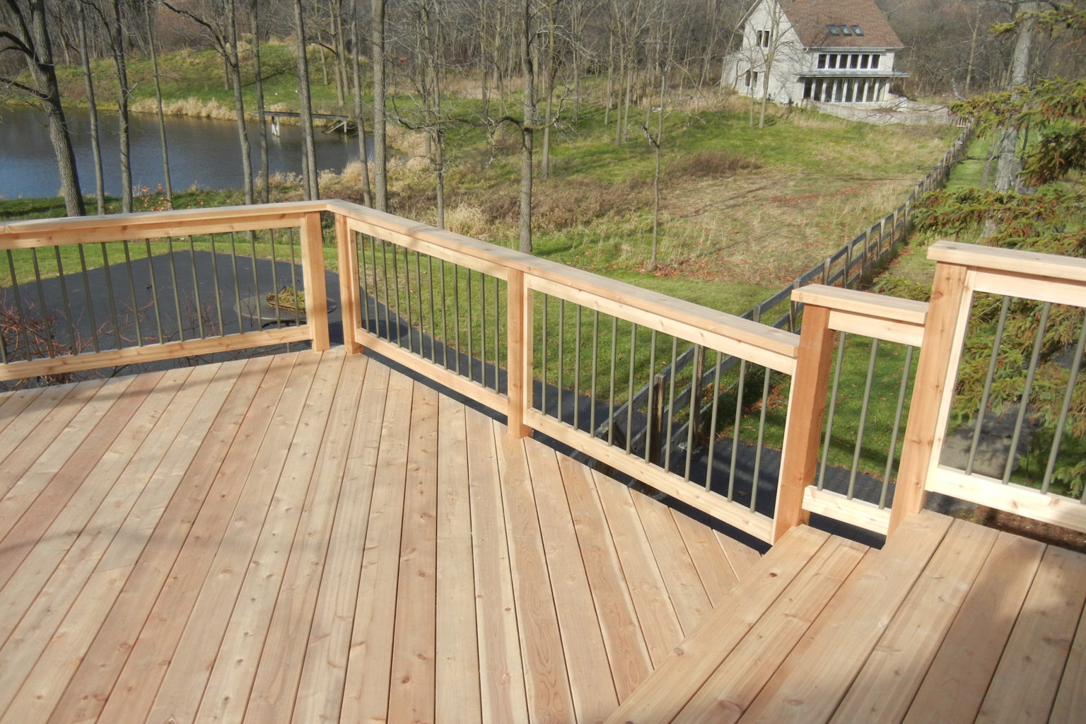 Deck Builder Ann Arbor | Custom Decks, Porches & Pergolas